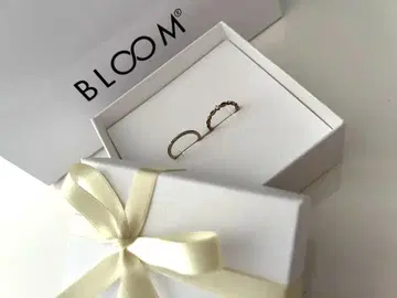 BLOOM 다이아몬드풍 반지 기프트 박스 포함 매우 귀여운 핑키링