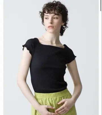 Ronherman 론 헤르만 Rib Square neck Tee