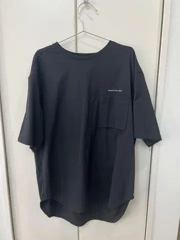 MINOTAUR INST. 티셔츠