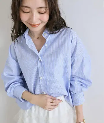 Laboutique BonBon 새상품 스트라이프 크롭 셔츠 블루