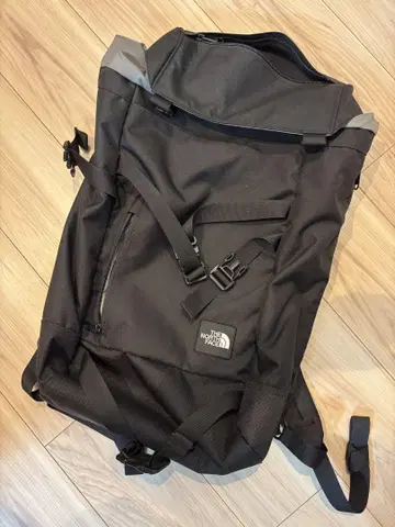 The North Face 블랙 백팩
