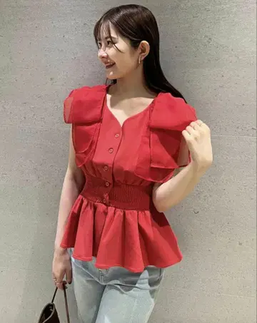 [미사용 새상품] SNIDEL 허리 셔링 리본 컷 풀오버