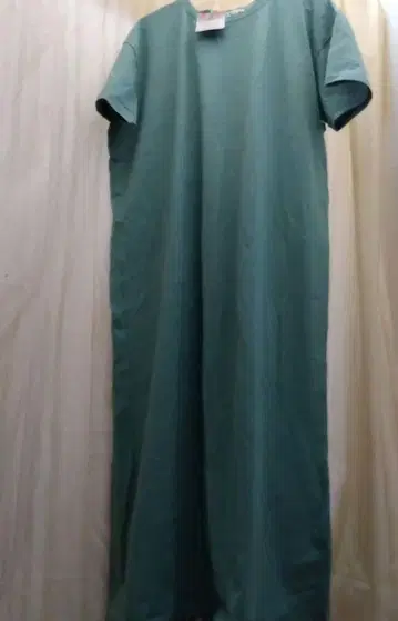 새상품, 택 포함 티티카카 반팔 티셔츠 원피스