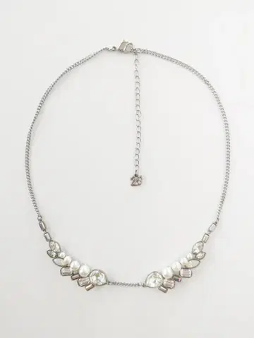 [ SWAROVSKI ] 눈송이 초커
