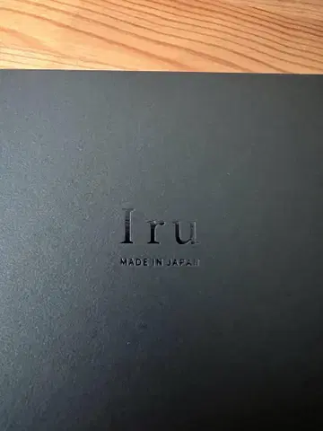 Iru 네이비 지갑