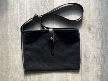 Charlie Borrow game bag small black