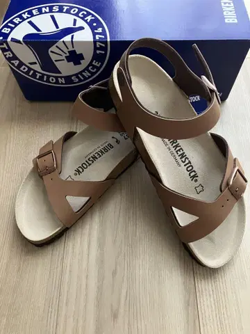 [새상품] BIRKENSTOCK 버켄스탁 샌들 사이즈 7