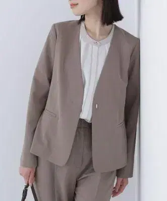 내추럴 뷰티 베이직 노카라 재킷