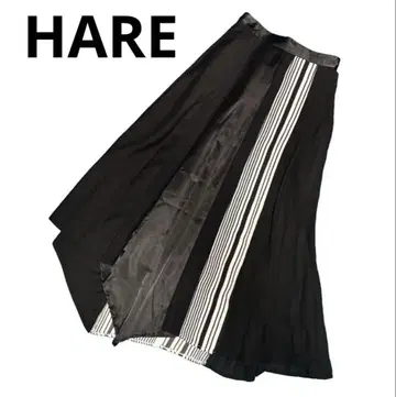HARE 블랙 플리츠 스커트 비대칭
