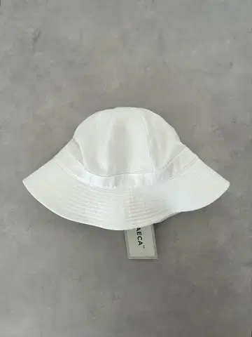 YAECA HAT-LOW/ White sizeM