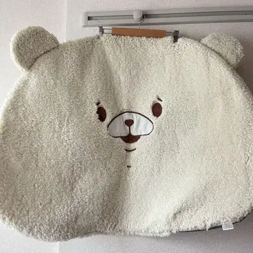 친구는 곰/페이스형 빅 다이컷 러그