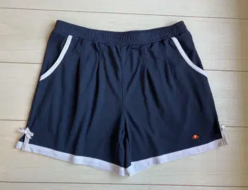 ellesse 엘레쎄*윈저 콜라보 모델*리본이 귀여운 네이비 숏팬츠