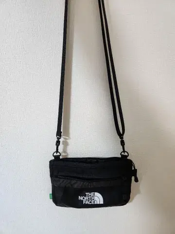 THE NORTH FACE 숄더백 블랙