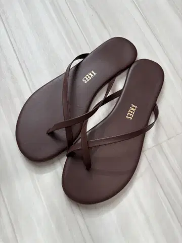 TKEES 티키즈 샌들 브라운 USA 6 / EUR 37