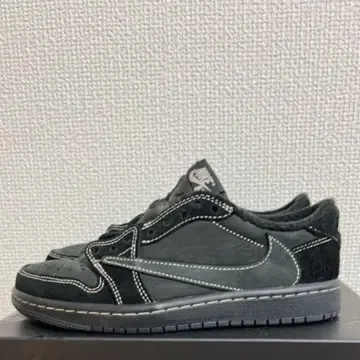 AIR JORDAN1 BLACK PHANTOM
