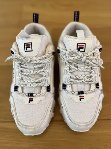 FILA 화이트 스니커즈 23 cm