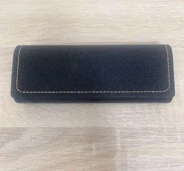 심플한 디자인 안경 케이스