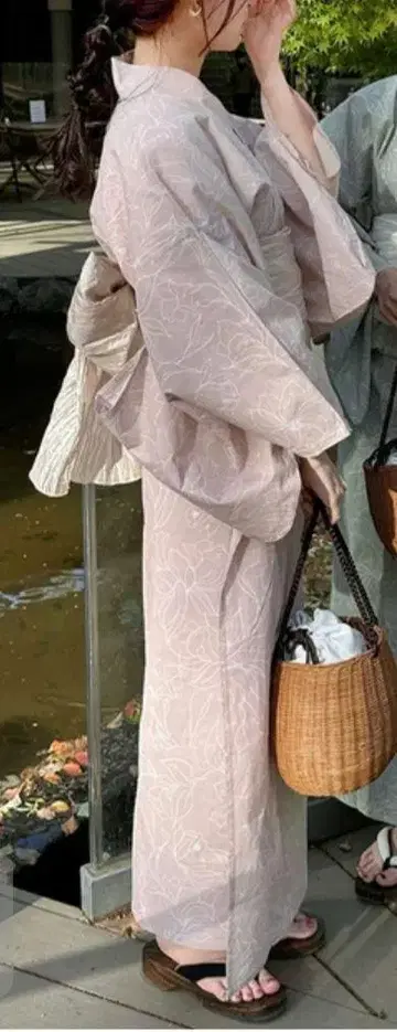 연한 핑크 꽃무늬 유카타 오비 세트