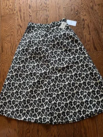 호피 무늬 플레어 스커트 M 사이즈