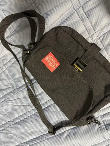 Manhattan Portage 숄더 금장 장식 골드