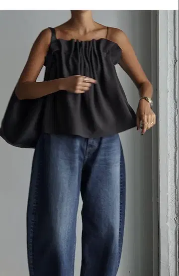 room306contemporary Pleats Design Tops