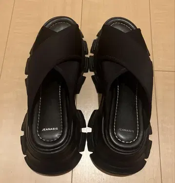 지나시스 크로스 스포츠 통굽 샌들 M 블랙