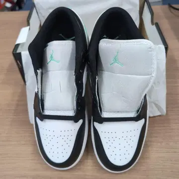 Jordan 스니커즈 화이트/블랙/민트(67