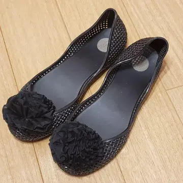 미품 melissa 캄파나 플라워 모티브 슈즈 22.5cm