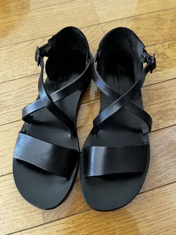[ 새상품급 ] NUOVO NICAR 가죽 샌들