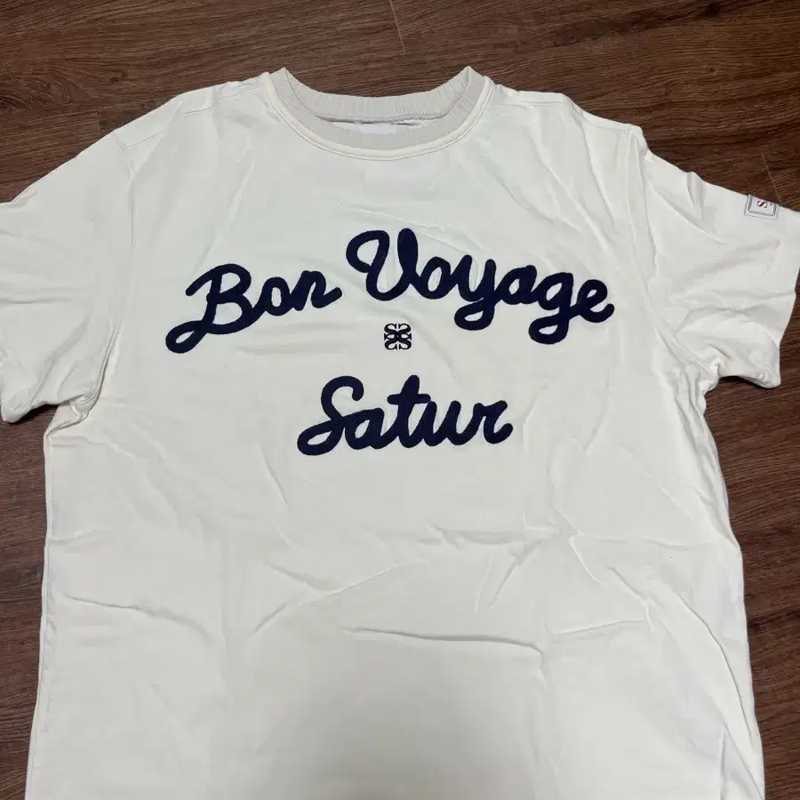 ◆SATUR◆ Setter logo embroidered voyage short sleeve t-shir Kpop Fave Pick] Satur Logo Embroidered Voyage Short Sleeve T