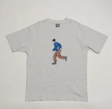 뉴발란스 T셔츠