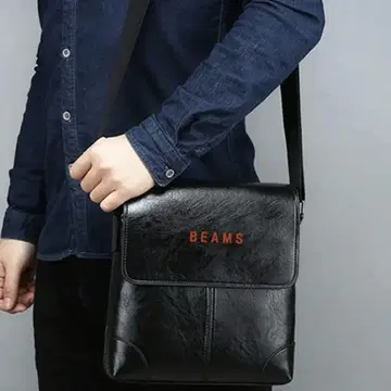 BEAMS 숄더백 블랙