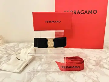 FERRAGAMO 블랙 머리핀