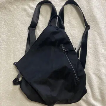 검은색 백팩