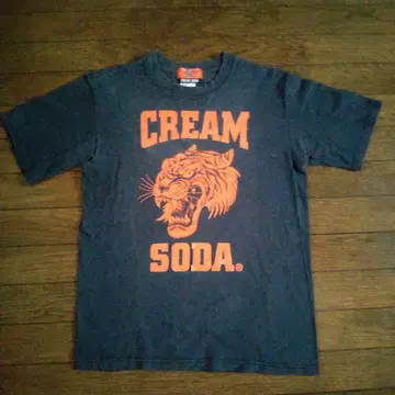 CREAM SODA 호랑이 그래픽 티셔츠 S 사이즈