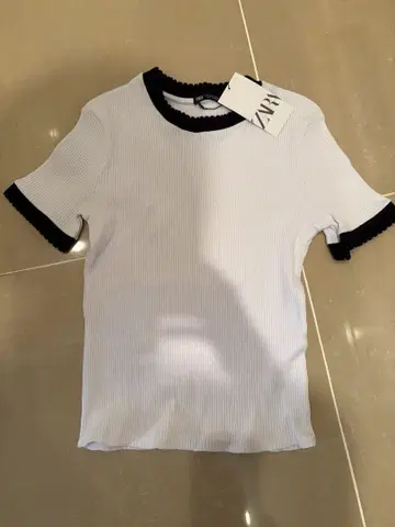 ZARA 리브 티셔츠