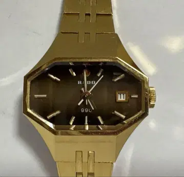 골드 팔각형 케이스 수동 와인딩 시계 RADO 990