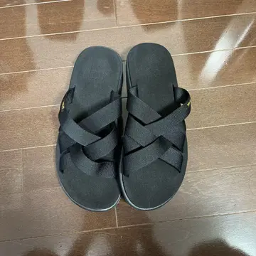 Teva 블랙 조리 크로스 스트랩