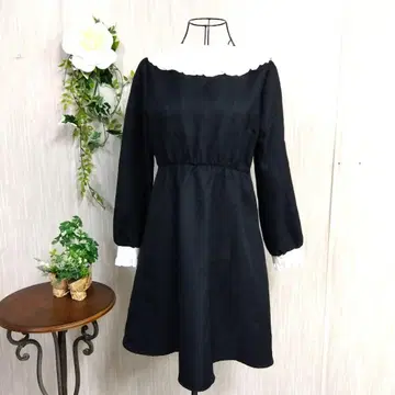 Amaval 프릴 블랙 원피스 M