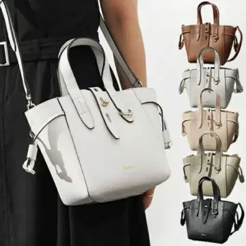 FURLA 마쉬멜로우 토트백 화이트