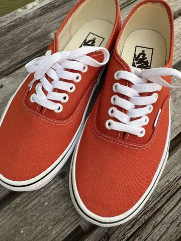 컨디션 최상 VANS 어센틱 스니커즈 오렌지 25.5