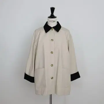정품 gypsohila Light Duck Coat