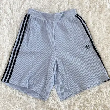 adidas 아디다스 숏팬츠 라이트 블루 M 사이즈
