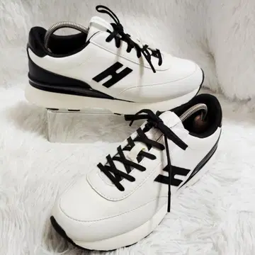 미품! 호킨스 HAWKIN'S 스니커즈 WHT 24.5cm