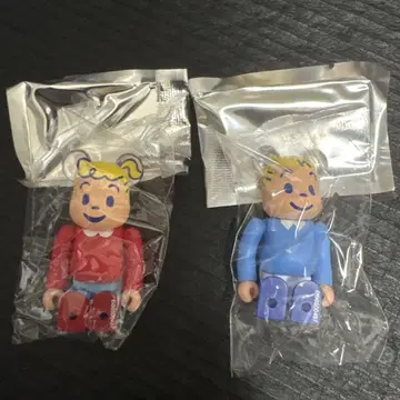 미개봉 BE@RBRICK SERIES 50 OSAMU GOODS 2개