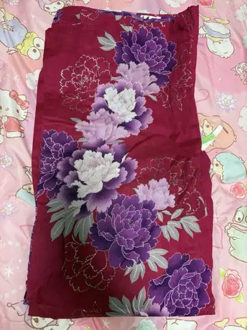 여성용 크림슨 컬러 유카타