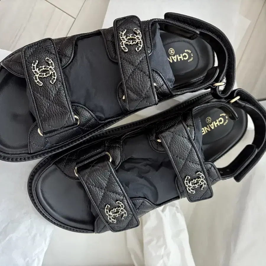 [CHANEL]★Crochet Velcro Sandals★Black 240 CHANEL Crochet Velcro Dad Sandals 39 Black 1682291