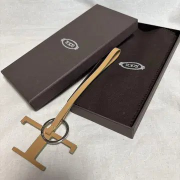 TOD'S 로고 키링 베이지 (박스 포함)
