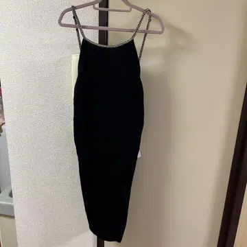 ZARA 비쥬 장식 블랙 캐미 원피스