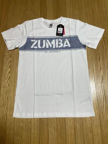 ZUMBA 화이트 로고 티셔츠 사이즈: XS